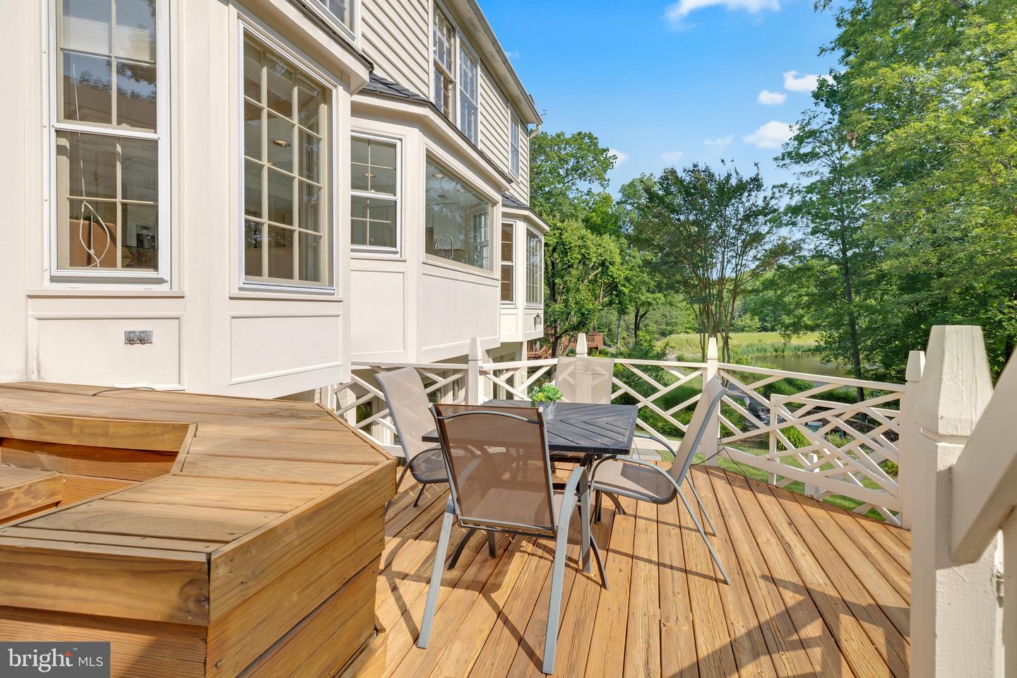 8414 LAKE CREST TER, FAIRFAX STATION, Virginia 22039, 5 Bedrooms Bedrooms, ,4 BathroomsBathrooms,Residential,For sale,8414 LAKE CREST TER,VAFX2218342 MLS # VAFX2218342