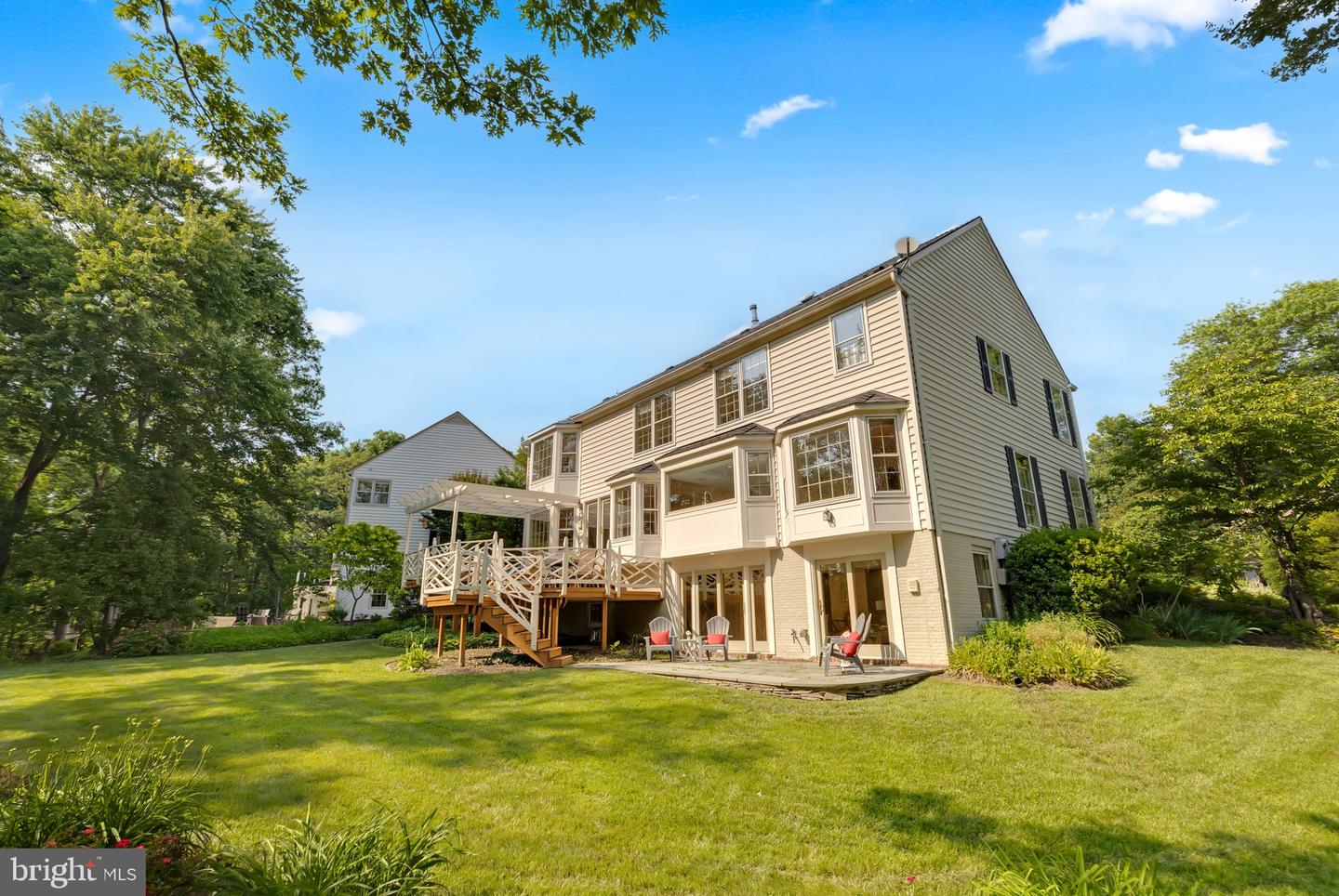 8414 LAKE CREST TER, FAIRFAX STATION, Virginia 22039, 5 Bedrooms Bedrooms, ,4 BathroomsBathrooms,Residential,For sale,8414 LAKE CREST TER,VAFX2218342 MLS # VAFX2218342