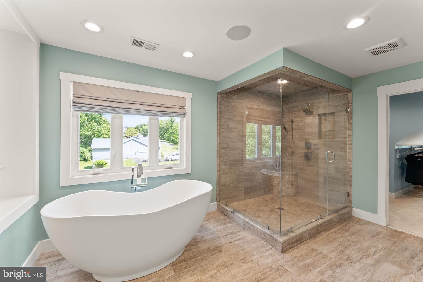 36976 WALNUT PARK LN, PURCELLVILLE, Virginia 20132, 5 Bedrooms Bedrooms, ,5 BathroomsBathrooms,Residential,For sale,36976 WALNUT PARK LN,VALO2089500 MLS # VALO2089500