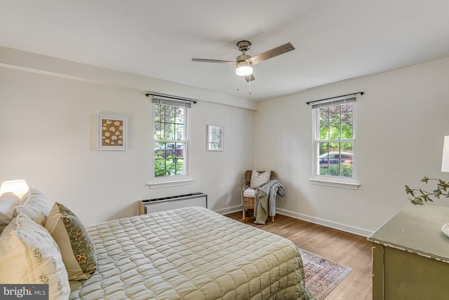 2 AUBURN CT #A, ALEXANDRIA, Virginia 22305, 2 Bedrooms Bedrooms, ,1 BathroomBathrooms,Residential,For sale,2 AUBURN CT #A,VAAX2042796 MLS # VAAX2042796
