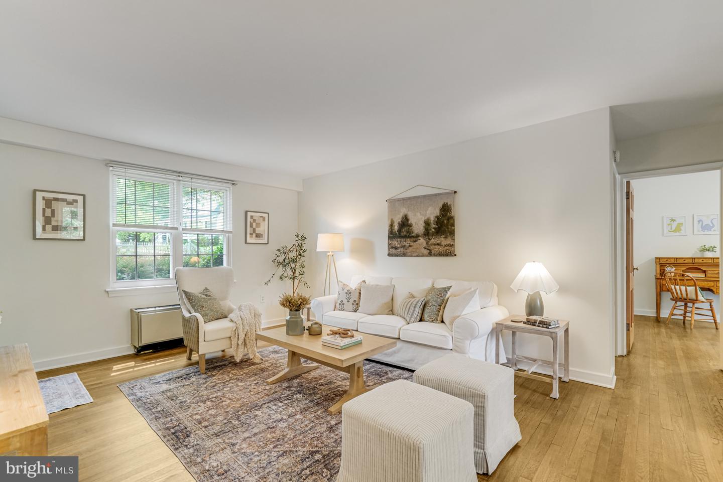2 AUBURN CT #A, ALEXANDRIA, Virginia 22305, 2 Bedrooms Bedrooms, ,1 BathroomBathrooms,Residential,For sale,2 AUBURN CT #A,VAAX2042796 MLS # VAAX2042796