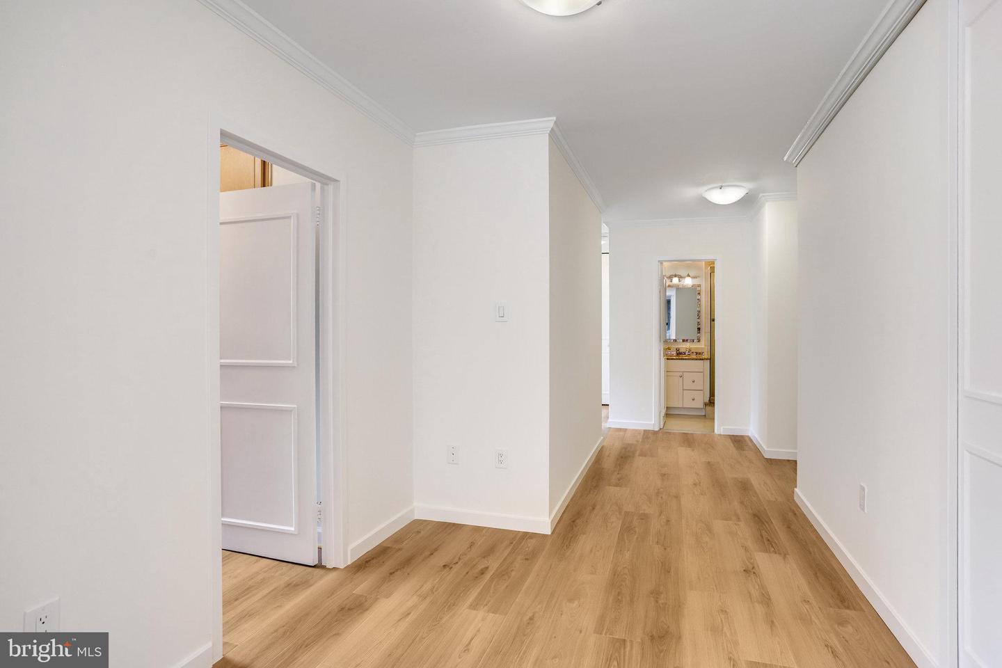 4101 CATHEDRAL AVE NW #711, WASHINGTON, District Of Columbia 20016, 2 Bedrooms Bedrooms, ,2 BathroomsBathrooms,Residential,For sale,4101 CATHEDRAL AVE NW #711,DCDC2191100 MLS # DCDC2191100