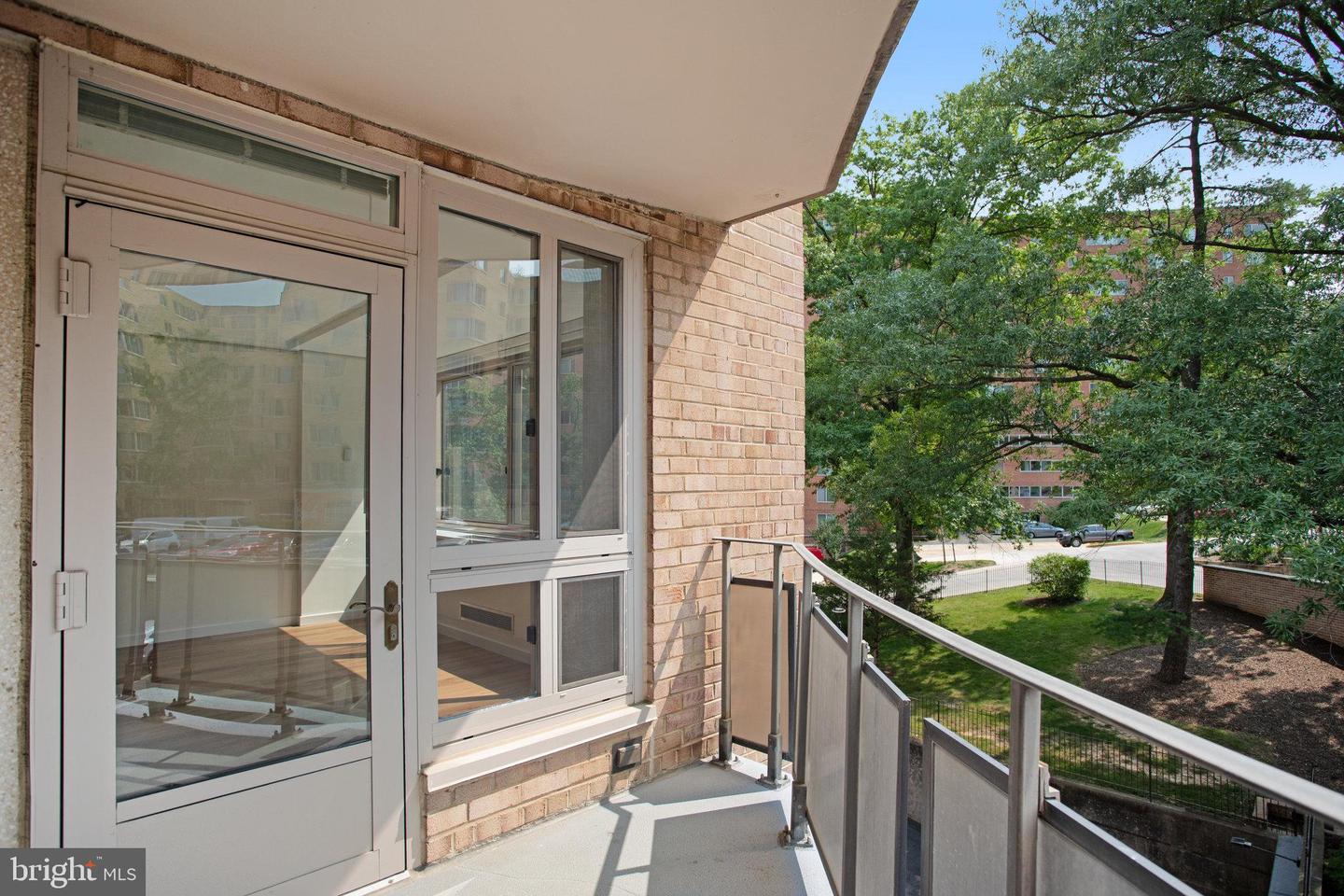 4101 CATHEDRAL AVE NW #711, WASHINGTON, District Of Columbia 20016, 2 Bedrooms Bedrooms, ,2 BathroomsBathrooms,Residential,For sale,4101 CATHEDRAL AVE NW #711,DCDC2191100 MLS # DCDC2191100