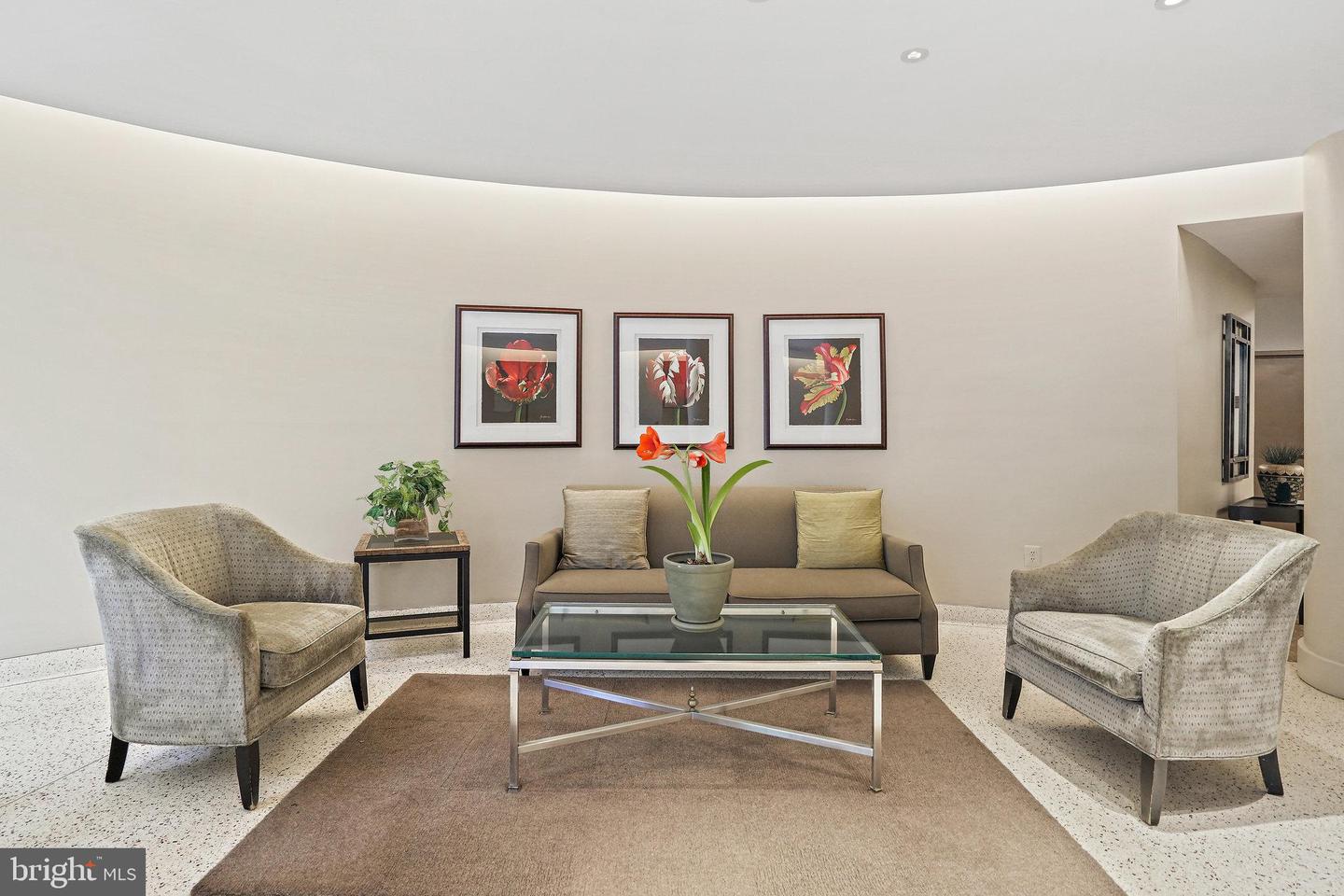4101 CATHEDRAL AVE NW #711, WASHINGTON, District Of Columbia 20016, 2 Bedrooms Bedrooms, ,2 BathroomsBathrooms,Residential,For sale,4101 CATHEDRAL AVE NW #711,DCDC2191100 MLS # DCDC2191100