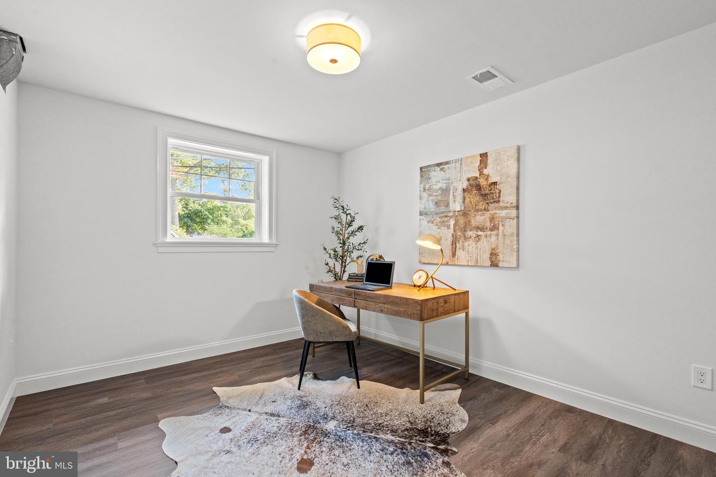 1112 NEAL DR, ALEXANDRIA, Virginia 22308, 5 Bedrooms Bedrooms, ,3 BathroomsBathrooms,Residential,For sale,1112 NEAL DR,VAFX2229096 MLS # VAFX2229096