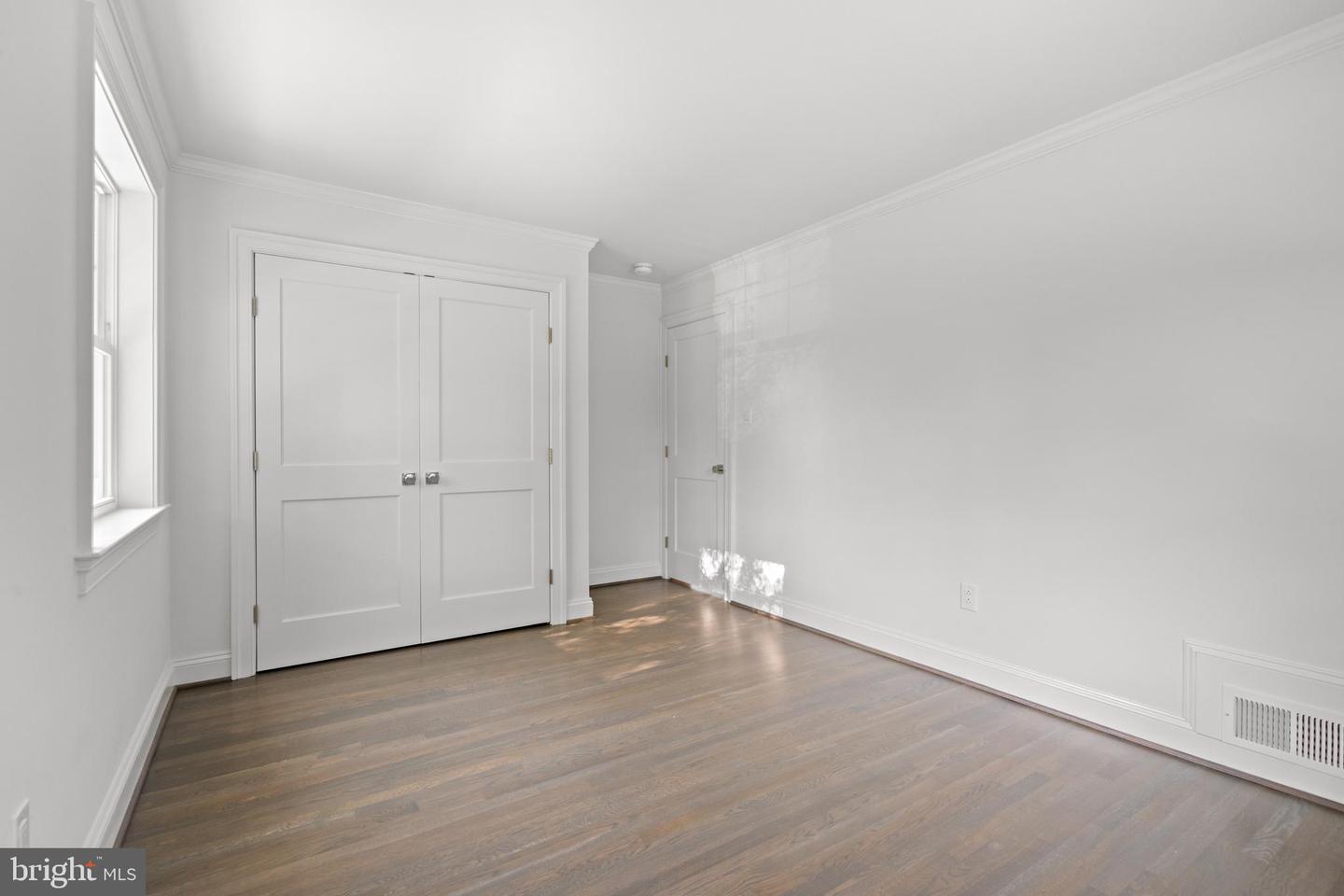 1112 NEAL DR, ALEXANDRIA, Virginia 22308, 5 Bedrooms Bedrooms, ,3 BathroomsBathrooms,Residential,For sale,1112 NEAL DR,VAFX2229096 MLS # VAFX2229096