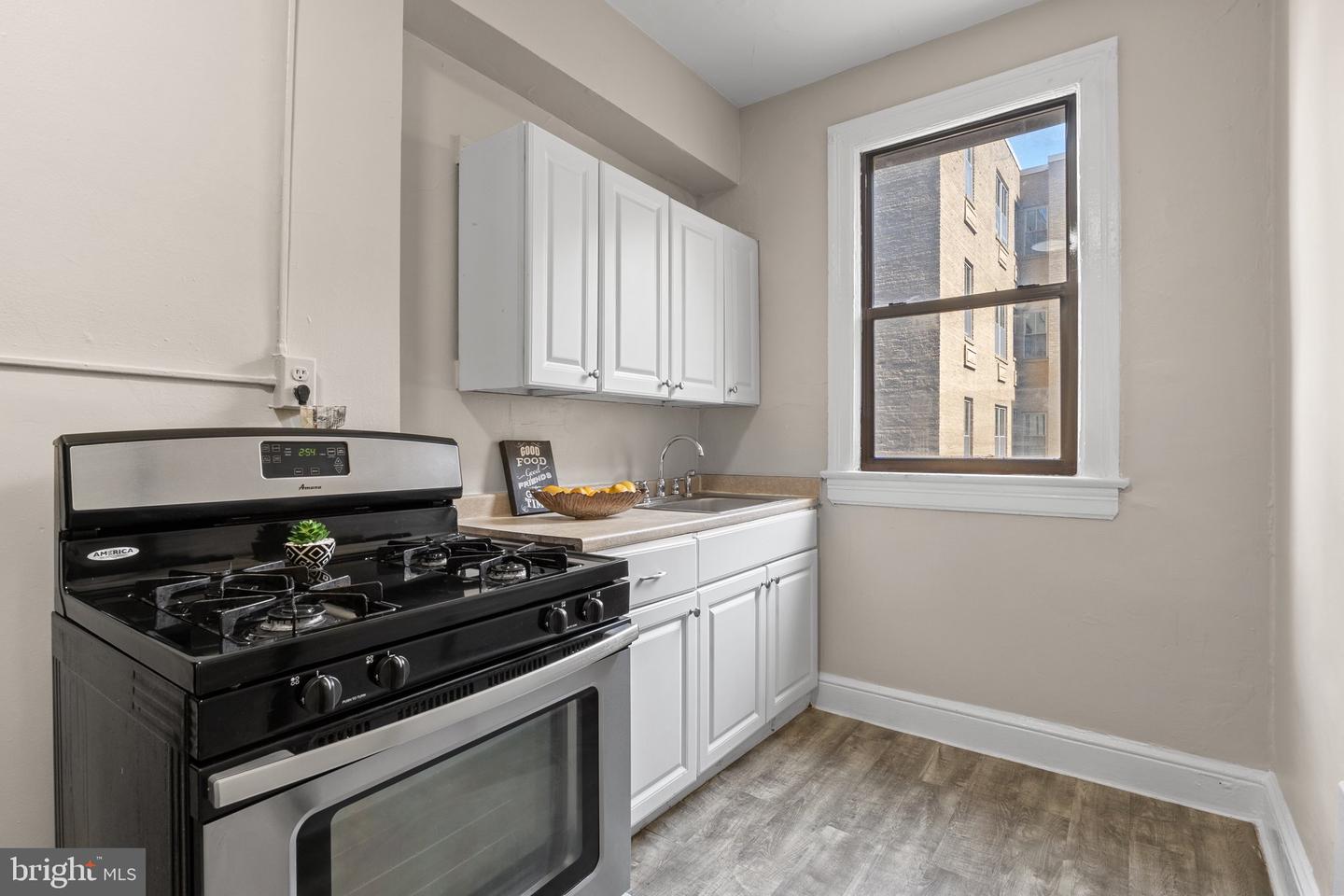 1457 PARK RD NW #306, WASHINGTON, District Of Columbia 20010, ,1 BathroomBathrooms,Residential,For sale,1457 PARK RD NW #306,DCDC2191442 MLS # DCDC2191442