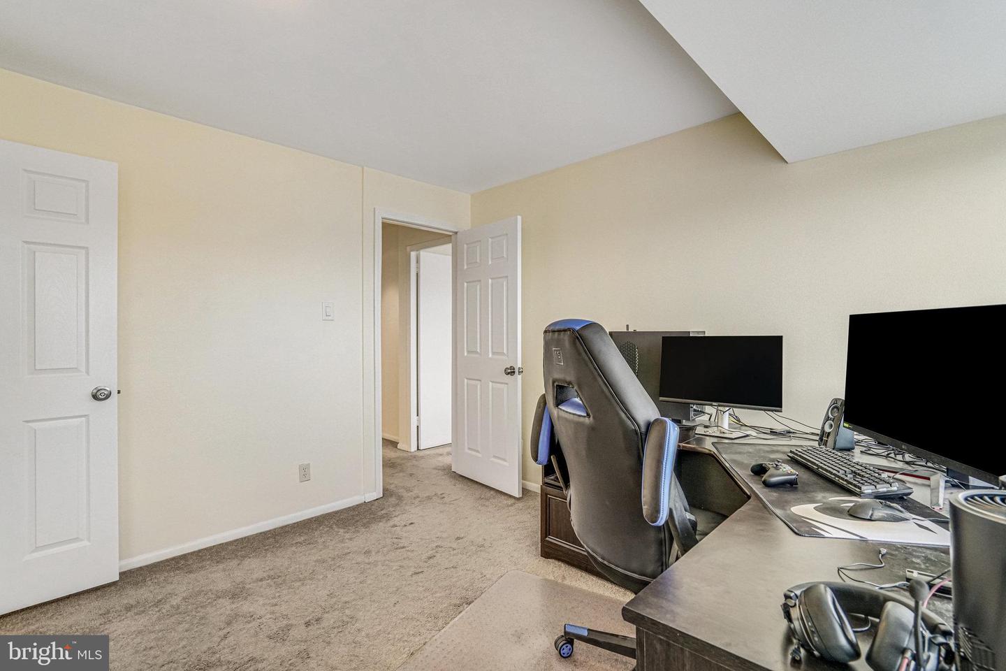 5340 HOLMES RUN PKWY #1207, ALEXANDRIA, Virginia 22304, 2 Bedrooms Bedrooms, ,1 BathroomBathrooms,Residential,For sale,5340 HOLMES RUN PKWY #1207,VAAX2043140 MLS # VAAX2043140