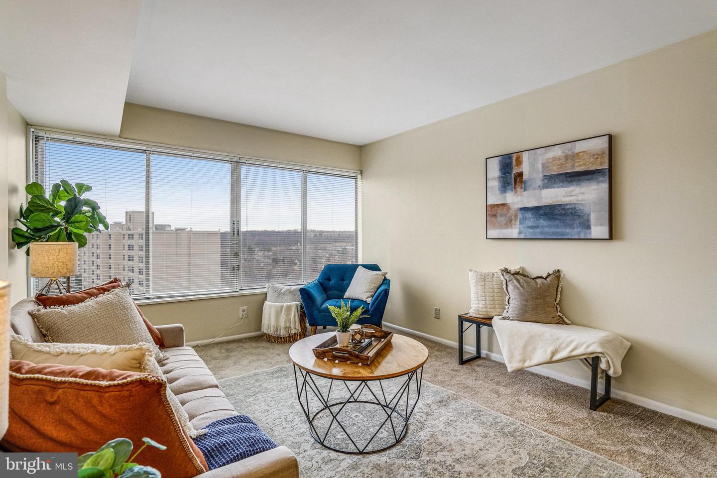 5340 HOLMES RUN PKWY #1207, ALEXANDRIA, Virginia 22304, 2 Bedrooms Bedrooms, ,1 BathroomBathrooms,Residential,For sale,5340 HOLMES RUN PKWY #1207,VAAX2043140 MLS # VAAX2043140