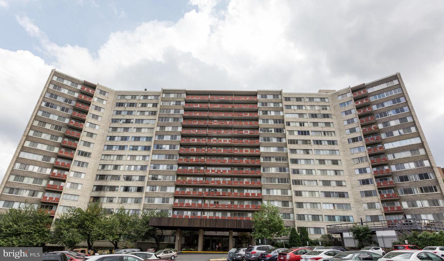 5340 HOLMES RUN PKWY #1207, ALEXANDRIA, Virginia 22304, 2 Bedrooms Bedrooms, ,1 BathroomBathrooms,Residential,For sale,5340 HOLMES RUN PKWY #1207,VAAX2043140 MLS # VAAX2043140