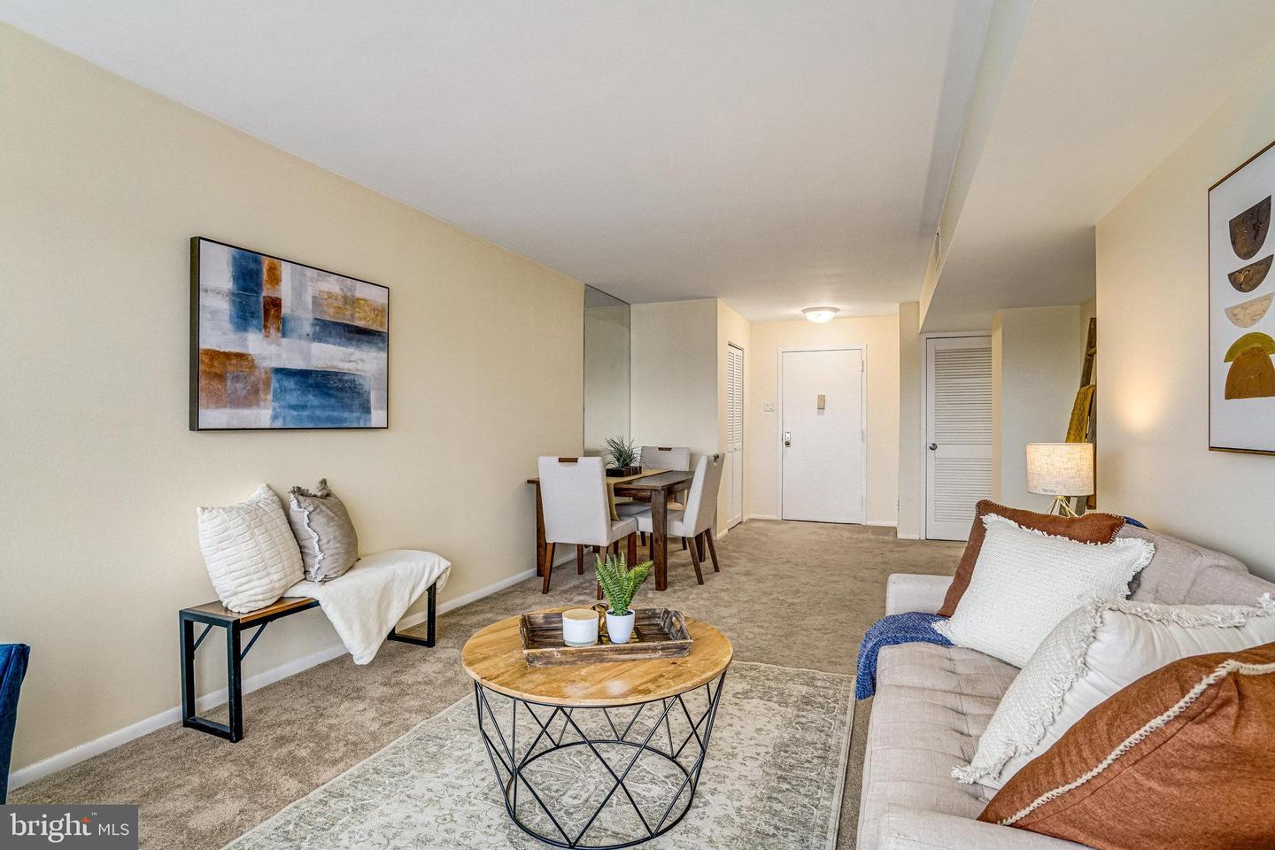 5340 HOLMES RUN PKWY #1207, ALEXANDRIA, Virginia 22304, 2 Bedrooms Bedrooms, ,1 BathroomBathrooms,Residential,For sale,5340 HOLMES RUN PKWY #1207,VAAX2043140 MLS # VAAX2043140