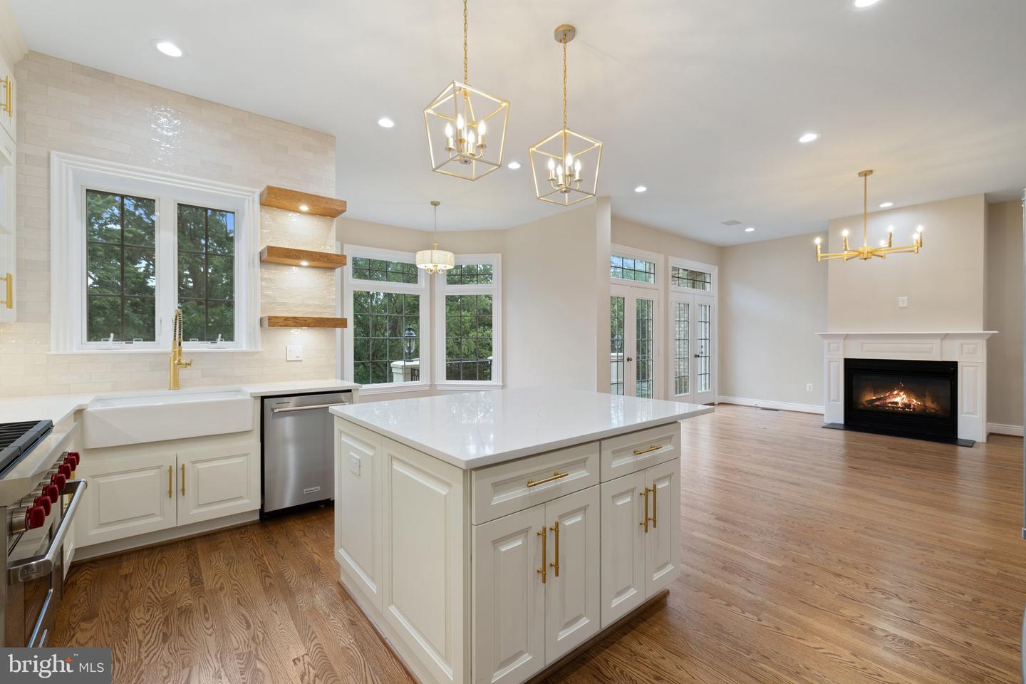 15855 SPYGLASS HILL LOOP, GAINESVILLE, Virginia 20155, 6 Bedrooms Bedrooms, ,5 BathroomsBathrooms,Residential,For sale,15855 SPYGLASS HILL LOOP,VAPW2090296 MLS # VAPW2090296