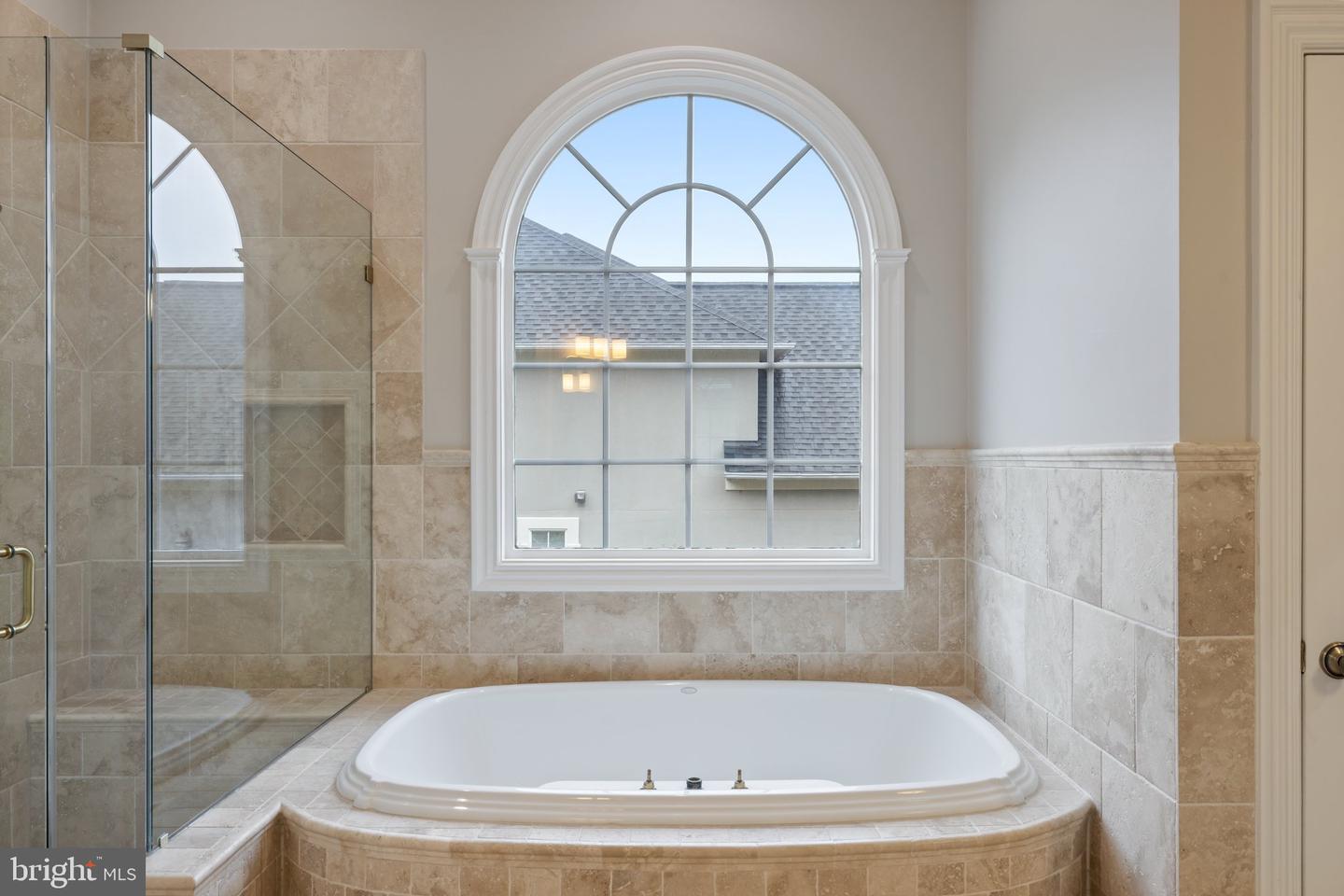 15855 SPYGLASS HILL LOOP, GAINESVILLE, Virginia 20155, 6 Bedrooms Bedrooms, ,5 BathroomsBathrooms,Residential,For sale,15855 SPYGLASS HILL LOOP,VAPW2090296 MLS # VAPW2090296