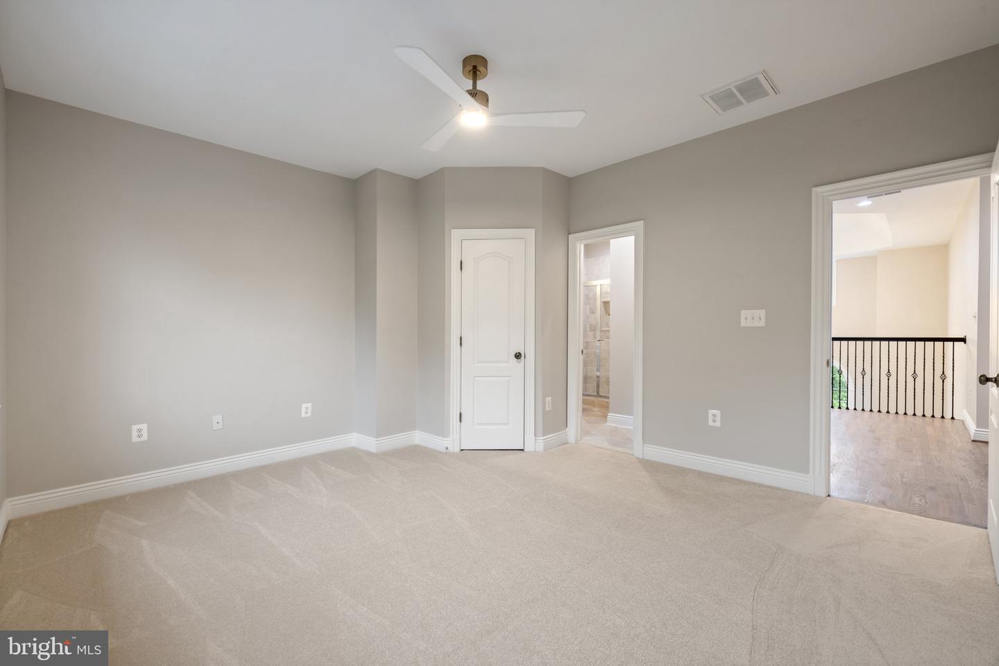15855 SPYGLASS HILL LOOP, GAINESVILLE, Virginia 20155, 6 Bedrooms Bedrooms, ,5 BathroomsBathrooms,Residential,For sale,15855 SPYGLASS HILL LOOP,VAPW2090296 MLS # VAPW2090296