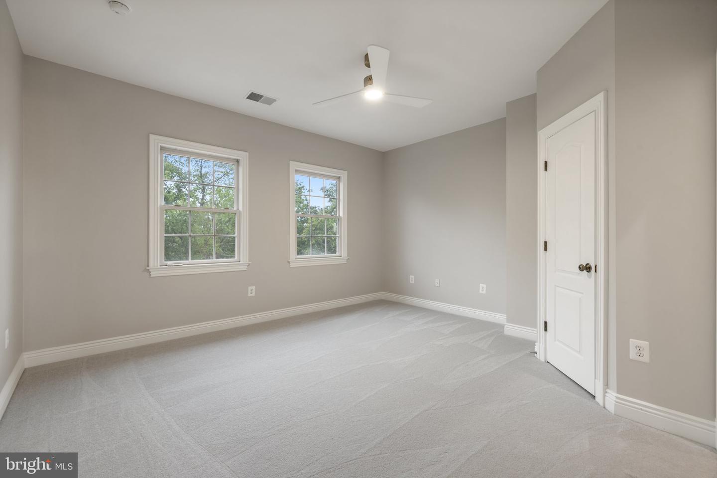 15855 SPYGLASS HILL LOOP, GAINESVILLE, Virginia 20155, 6 Bedrooms Bedrooms, ,5 BathroomsBathrooms,Residential,For sale,15855 SPYGLASS HILL LOOP,VAPW2090296 MLS # VAPW2090296