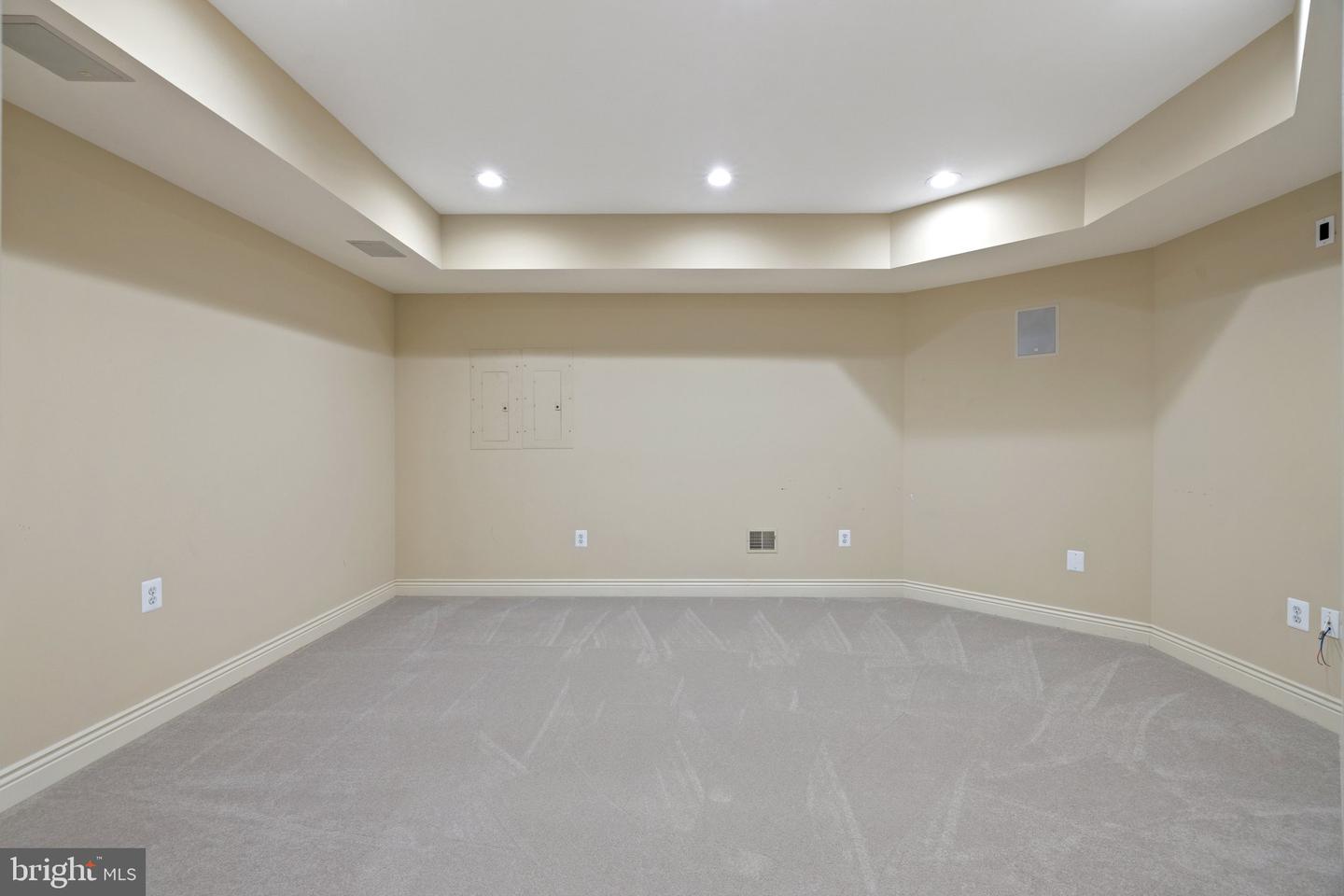 15855 SPYGLASS HILL LOOP, GAINESVILLE, Virginia 20155, 6 Bedrooms Bedrooms, ,5 BathroomsBathrooms,Residential,For sale,15855 SPYGLASS HILL LOOP,VAPW2090296 MLS # VAPW2090296