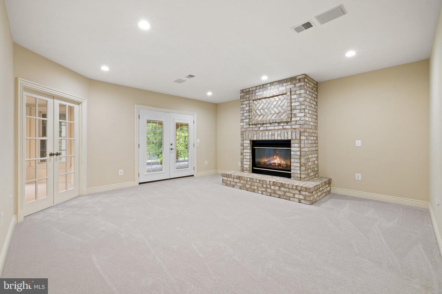 15855 SPYGLASS HILL LOOP, GAINESVILLE, Virginia 20155, 6 Bedrooms Bedrooms, ,5 BathroomsBathrooms,Residential,For sale,15855 SPYGLASS HILL LOOP,VAPW2090296 MLS # VAPW2090296