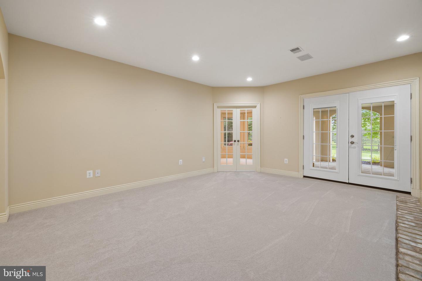 15855 SPYGLASS HILL LOOP, GAINESVILLE, Virginia 20155, 6 Bedrooms Bedrooms, ,5 BathroomsBathrooms,Residential,For sale,15855 SPYGLASS HILL LOOP,VAPW2090296 MLS # VAPW2090296