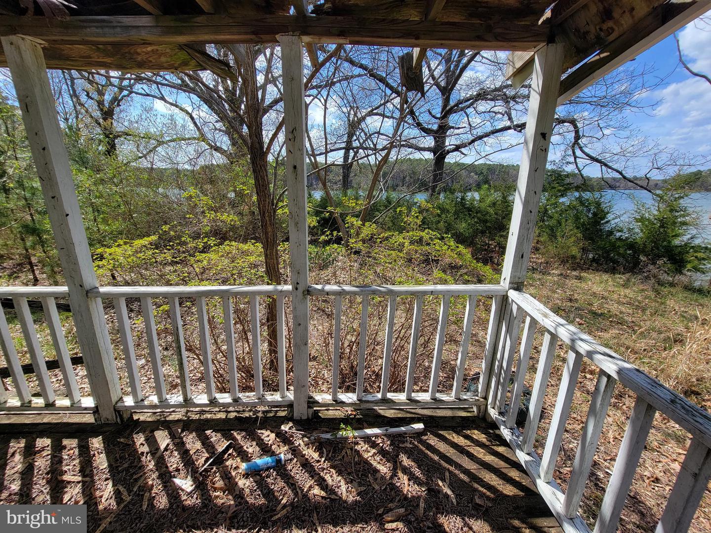 922 SKIPJACK RD, KINSALE, Virginia 22488, 2 Bedrooms Bedrooms, 5 Rooms Rooms,1 BathroomBathrooms,Residential,For sale,922 SKIPJACK RD,VAWE2008594 MLS # VAWE2008594