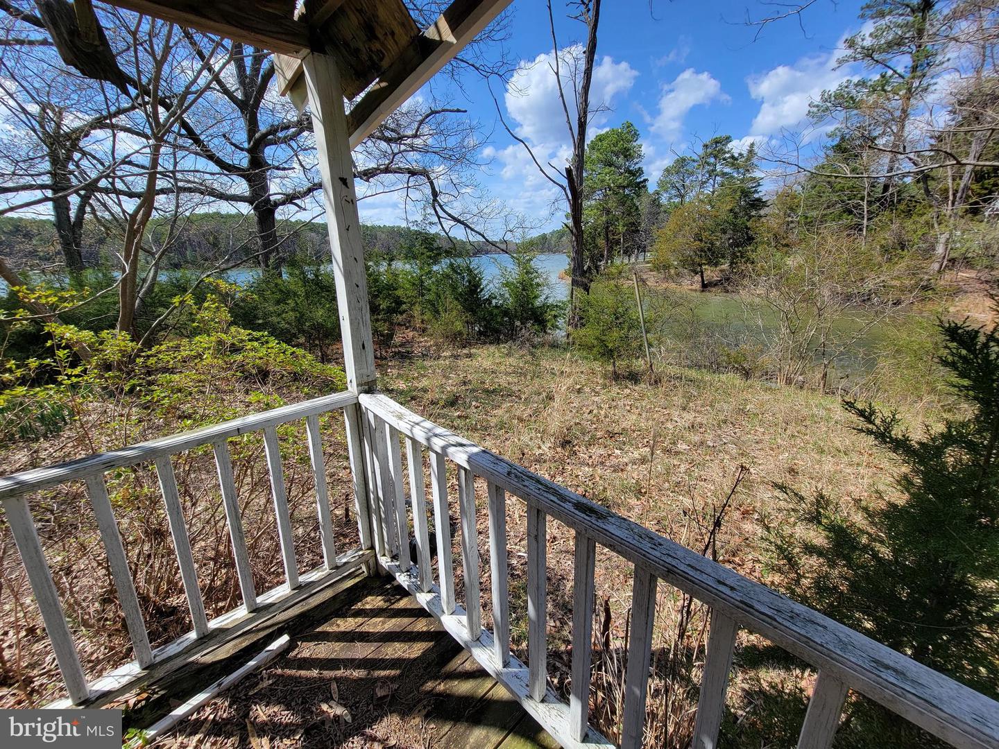 922 SKIPJACK RD, KINSALE, Virginia 22488, 2 Bedrooms Bedrooms, 5 Rooms Rooms,1 BathroomBathrooms,Residential,For sale,922 SKIPJACK RD,VAWE2008594 MLS # VAWE2008594