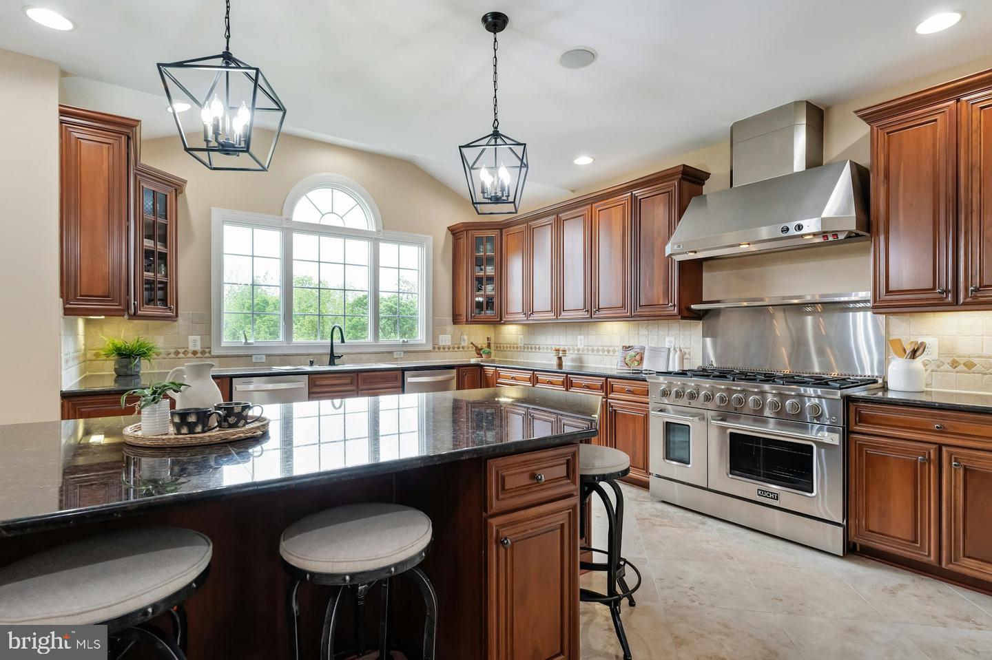 18102 EAGLESHAM CT, LEESBURG, Virginia 20175, 5 Bedrooms Bedrooms, ,5 BathroomsBathrooms,Residential,For sale,18102 EAGLESHAM CT,VALO2092994 MLS # VALO2092994