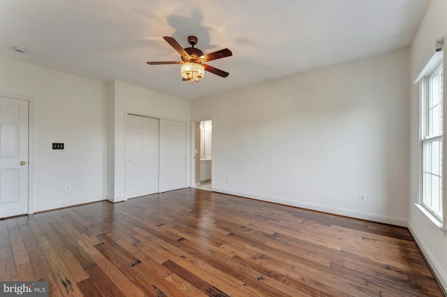 18102 EAGLESHAM CT, LEESBURG, Virginia 20175, 5 Bedrooms Bedrooms, ,5 BathroomsBathrooms,Residential,For sale,18102 EAGLESHAM CT,VALO2092994 MLS # VALO2092994