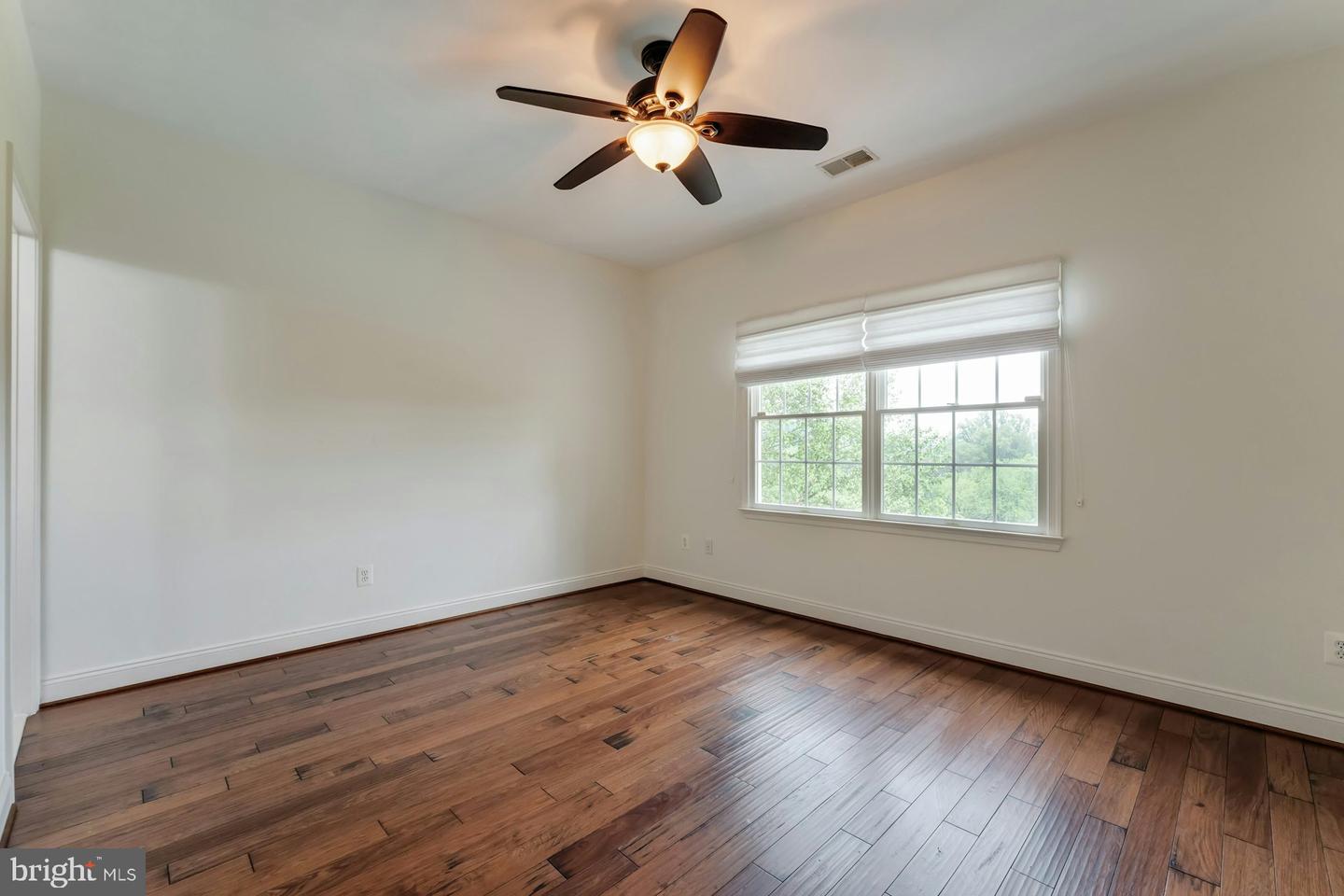 18102 EAGLESHAM CT, LEESBURG, Virginia 20175, 5 Bedrooms Bedrooms, ,5 BathroomsBathrooms,Residential,For sale,18102 EAGLESHAM CT,VALO2092994 MLS # VALO2092994