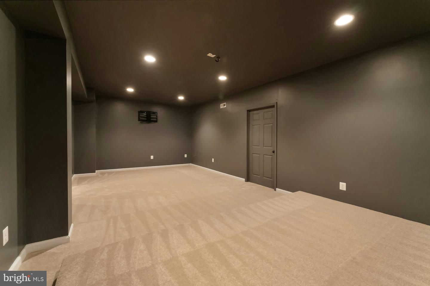 18102 EAGLESHAM CT, LEESBURG, Virginia 20175, 5 Bedrooms Bedrooms, ,5 BathroomsBathrooms,Residential,For sale,18102 EAGLESHAM CT,VALO2092994 MLS # VALO2092994