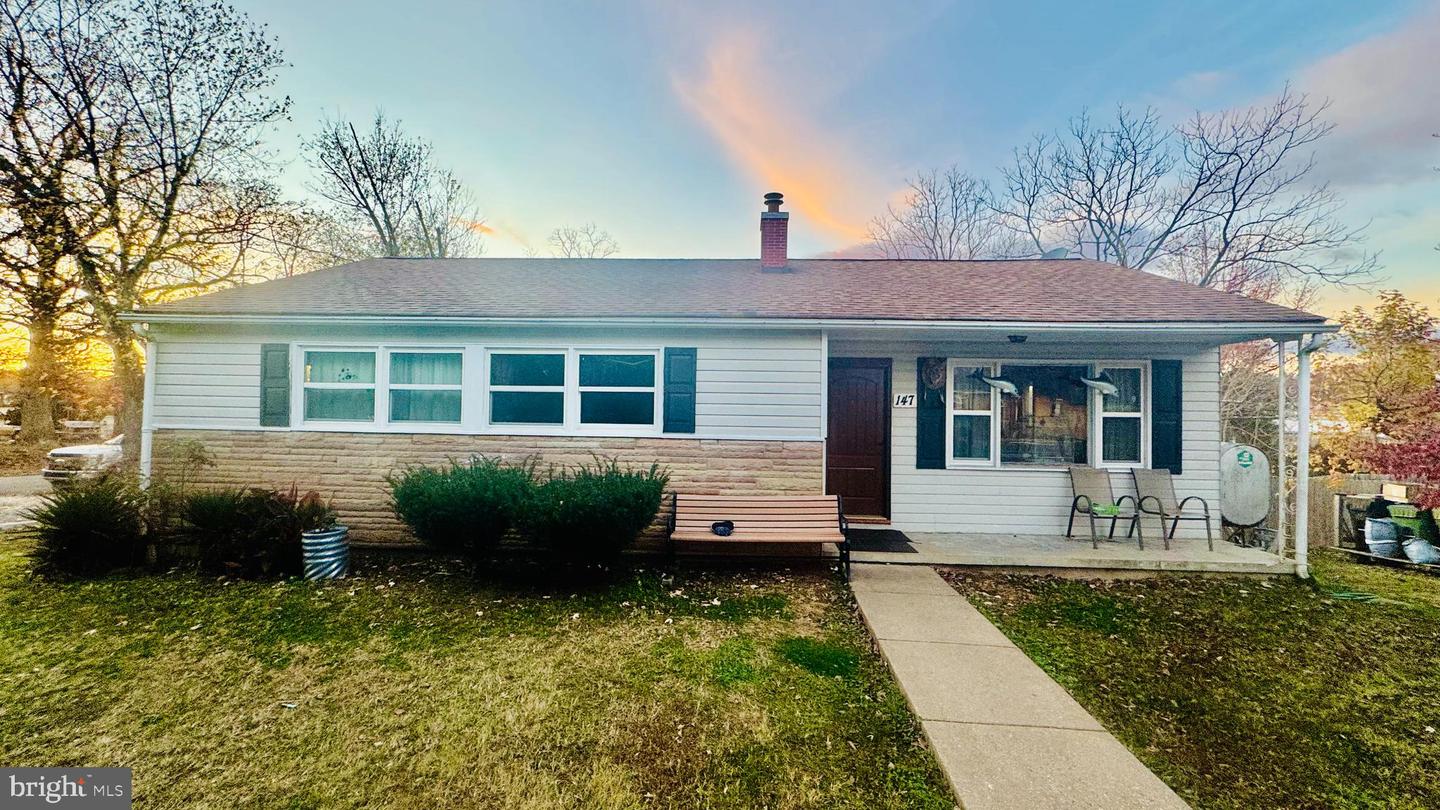 147 DEACON RD, FREDERICKSBURG, Virginia 22405, 4 Bedrooms Bedrooms, ,2 BathroomsBathrooms,Residential,For sale,147 DEACON RD,VAST2037682 MLS # VAST2037682