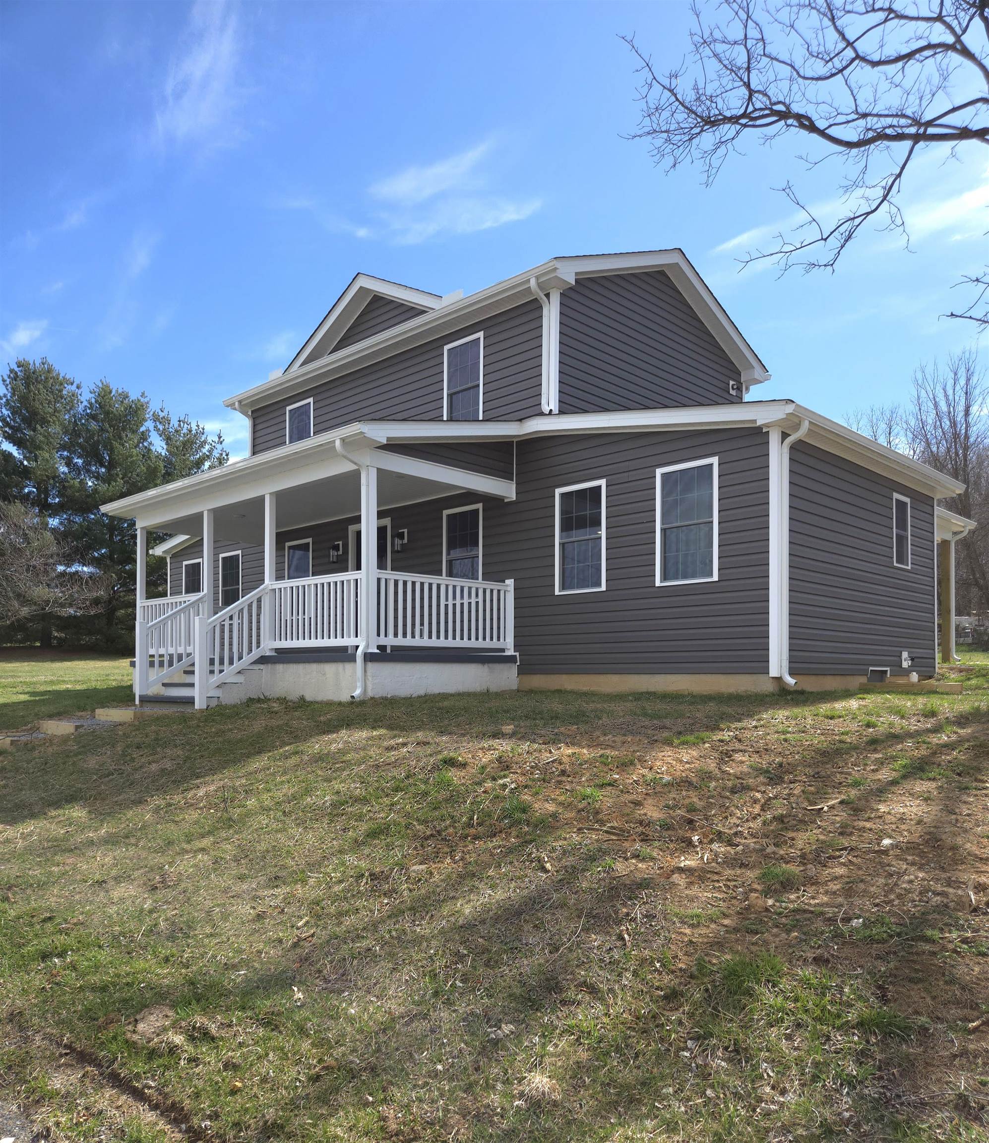 96 GRAHAM ST, GREENVILLE, Virginia 24440, 3 Bedrooms Bedrooms, ,2 BathroomsBathrooms,Residential,96 GRAHAM ST,663229 MLS # 663229