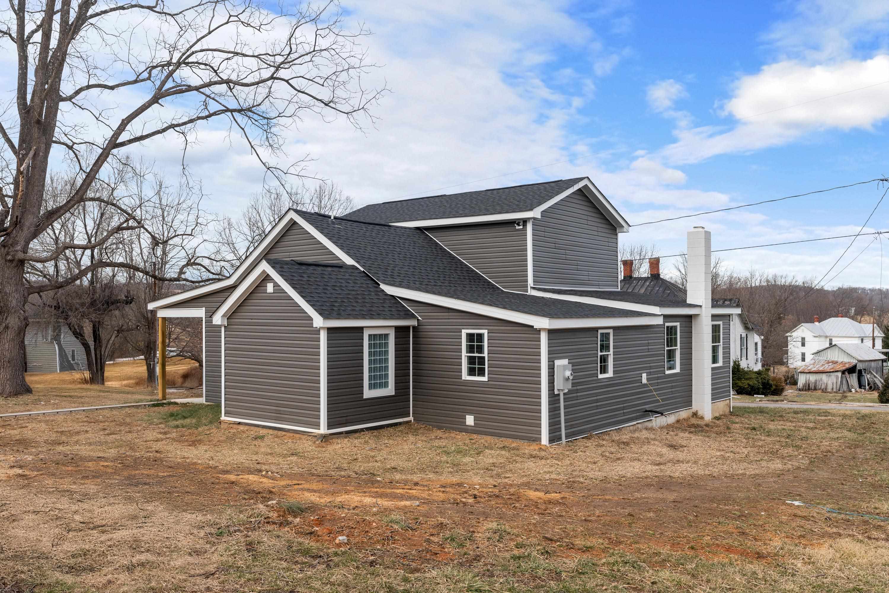 96 GRAHAM ST, GREENVILLE, Virginia 24440, 3 Bedrooms Bedrooms, ,2 BathroomsBathrooms,Residential,96 GRAHAM ST,663229 MLS # 663229