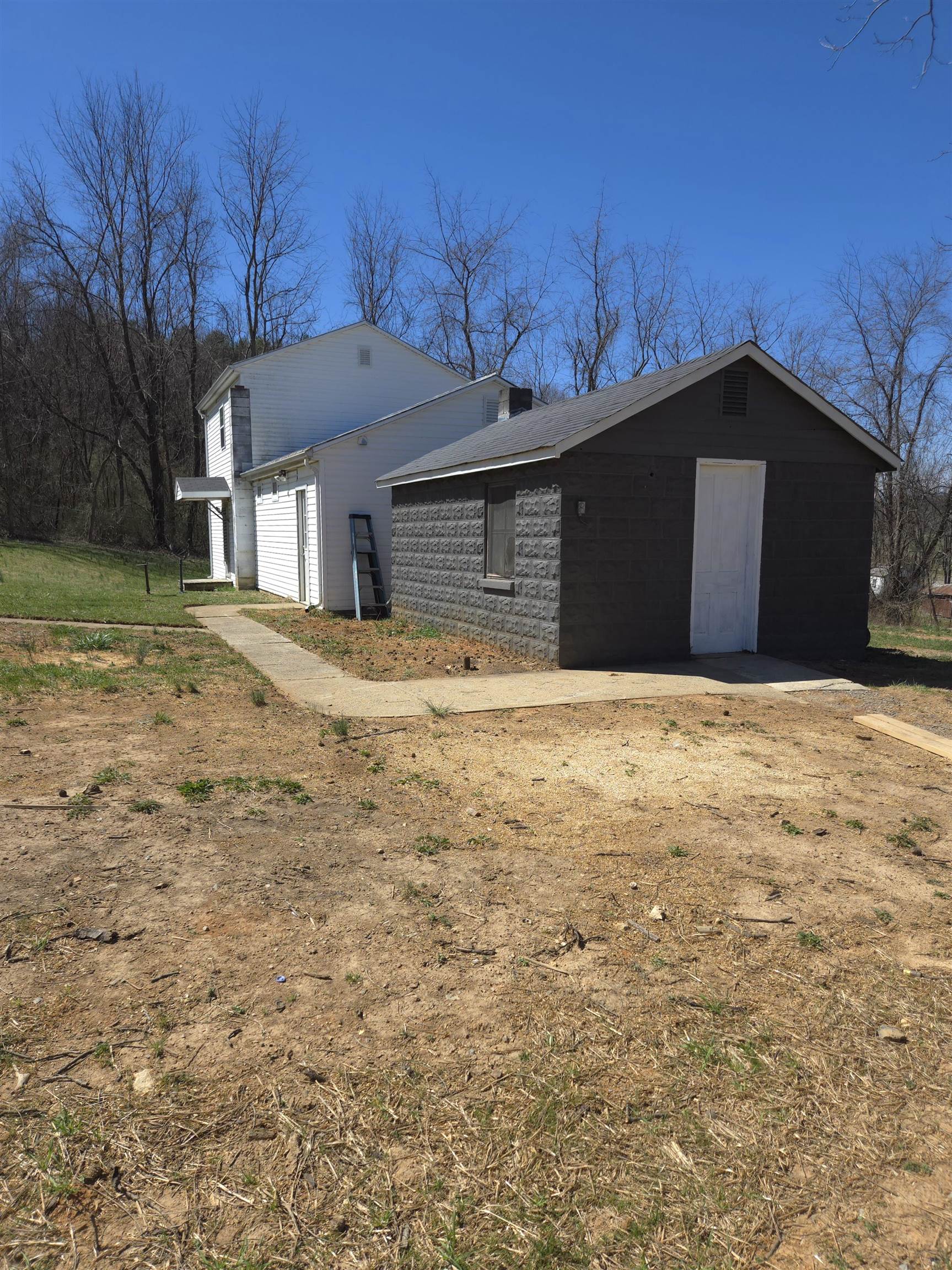 96 GRAHAM ST, GREENVILLE, Virginia 24440, 3 Bedrooms Bedrooms, ,2 BathroomsBathrooms,Residential,96 GRAHAM ST,663229 MLS # 663229