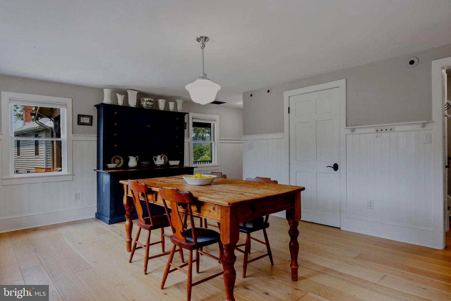 38610 MORRISONVILLE RD, LOVETTSVILLE, Virginia 20180, 2 Bedrooms Bedrooms, ,1 BathroomBathrooms,Residential,For sale,38610 MORRISONVILLE RD,VALO2094206 MLS # VALO2094206