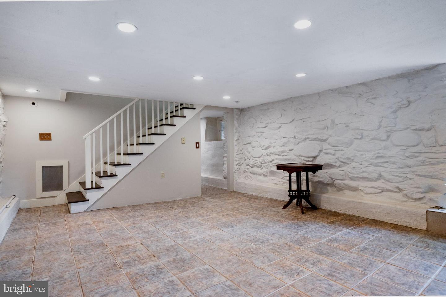 38610 MORRISONVILLE RD, LOVETTSVILLE, Virginia 20180, 2 Bedrooms Bedrooms, ,1 BathroomBathrooms,Residential,For sale,38610 MORRISONVILLE RD,VALO2094206 MLS # VALO2094206