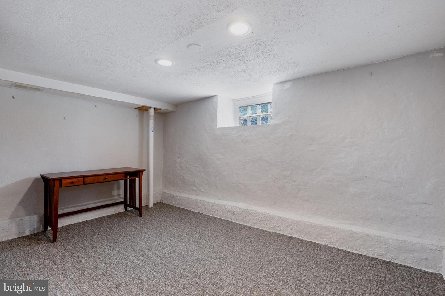 38610 MORRISONVILLE RD, LOVETTSVILLE, Virginia 20180, 2 Bedrooms Bedrooms, ,1 BathroomBathrooms,Residential,For sale,38610 MORRISONVILLE RD,VALO2094206 MLS # VALO2094206