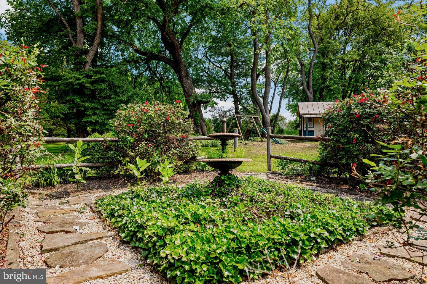 38610 MORRISONVILLE RD, LOVETTSVILLE, Virginia 20180, 2 Bedrooms Bedrooms, ,1 BathroomBathrooms,Residential,For sale,38610 MORRISONVILLE RD,VALO2094206 MLS # VALO2094206