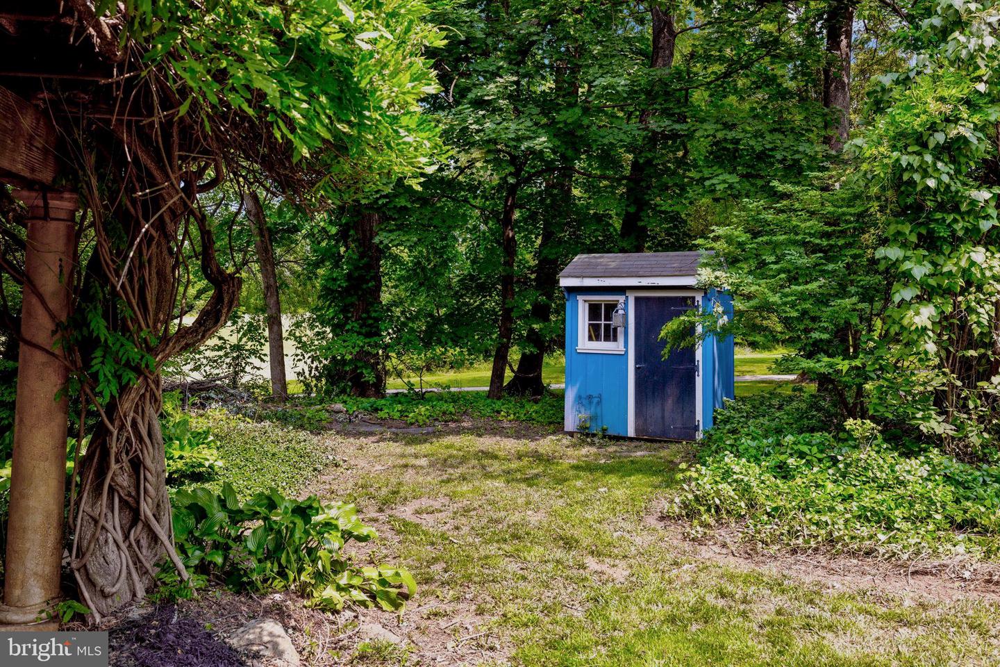 38610 MORRISONVILLE RD, LOVETTSVILLE, Virginia 20180, 2 Bedrooms Bedrooms, ,1 BathroomBathrooms,Residential,For sale,38610 MORRISONVILLE RD,VALO2094206 MLS # VALO2094206