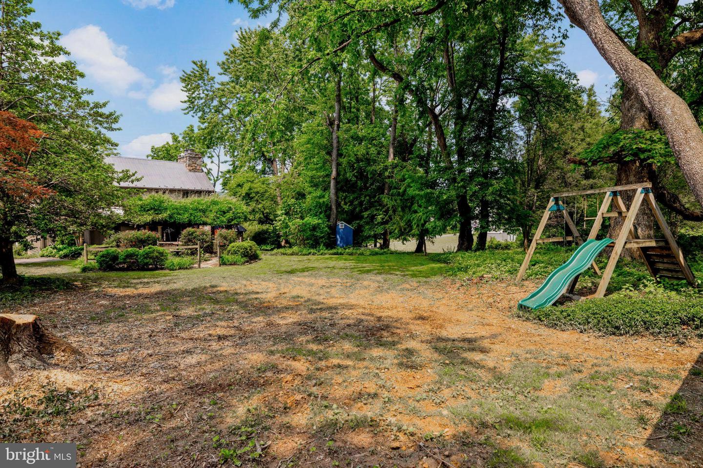 38610 MORRISONVILLE RD, LOVETTSVILLE, Virginia 20180, 2 Bedrooms Bedrooms, ,1 BathroomBathrooms,Residential,For sale,38610 MORRISONVILLE RD,VALO2094206 MLS # VALO2094206