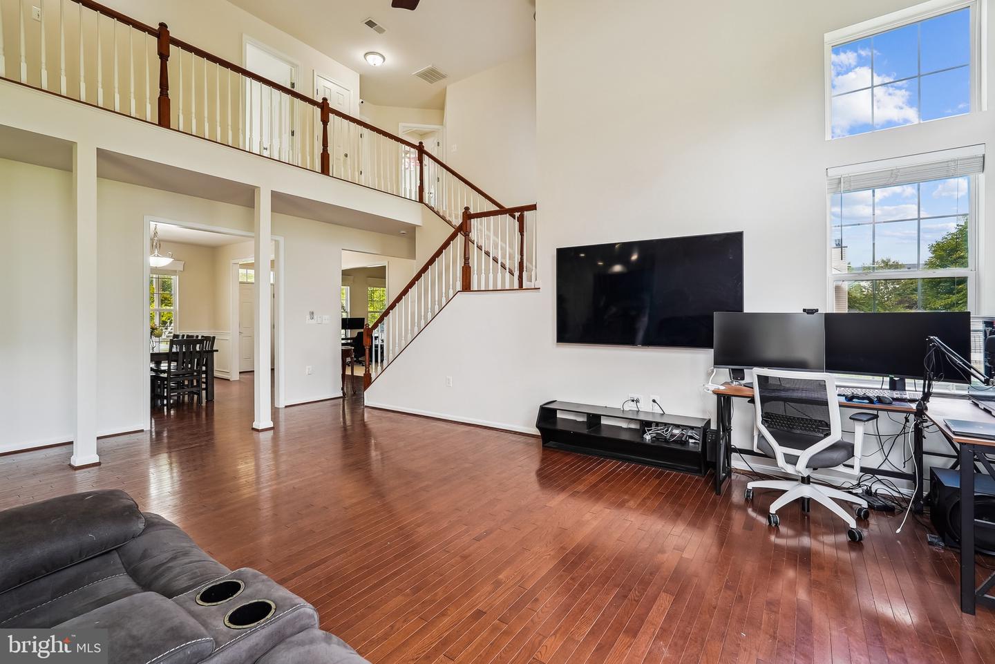 17365 TEDLER CIR, ROUND HILL, Virginia 20141, 4 Bedrooms Bedrooms, ,2 BathroomsBathrooms,Residential,For sale,17365 TEDLER CIR,VALO2094506 MLS # VALO2094506