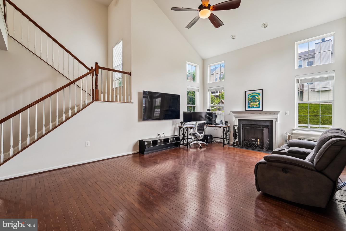 17365 TEDLER CIR, ROUND HILL, Virginia 20141, 4 Bedrooms Bedrooms, ,2 BathroomsBathrooms,Residential,For sale,17365 TEDLER CIR,VALO2094506 MLS # VALO2094506