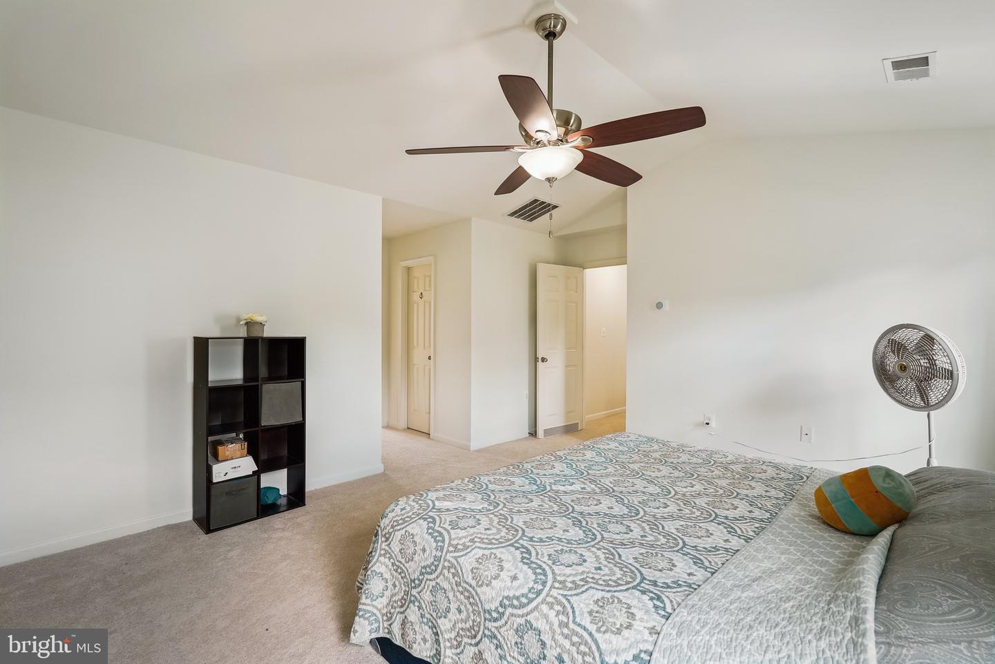 17365 TEDLER CIR, ROUND HILL, Virginia 20141, 4 Bedrooms Bedrooms, ,2 BathroomsBathrooms,Residential,For sale,17365 TEDLER CIR,VALO2094506 MLS # VALO2094506