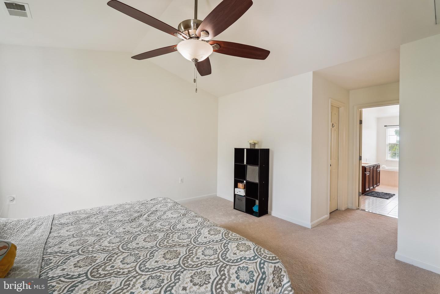 17365 TEDLER CIR, ROUND HILL, Virginia 20141, 4 Bedrooms Bedrooms, ,2 BathroomsBathrooms,Residential,For sale,17365 TEDLER CIR,VALO2094506 MLS # VALO2094506
