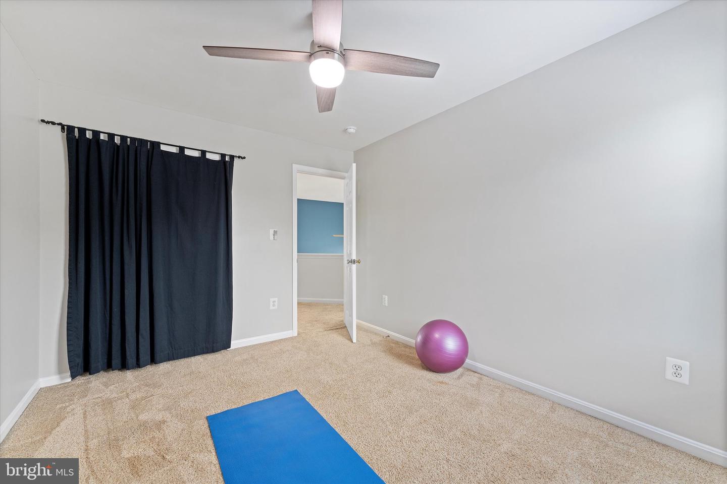6780 HOLLOW GLEN CT, GAINESVILLE, Virginia 20155, 3 Bedrooms Bedrooms, ,3 BathroomsBathrooms,Residential,For sale,6780 HOLLOW GLEN CT,VAPW2092726 MLS # VAPW2092726