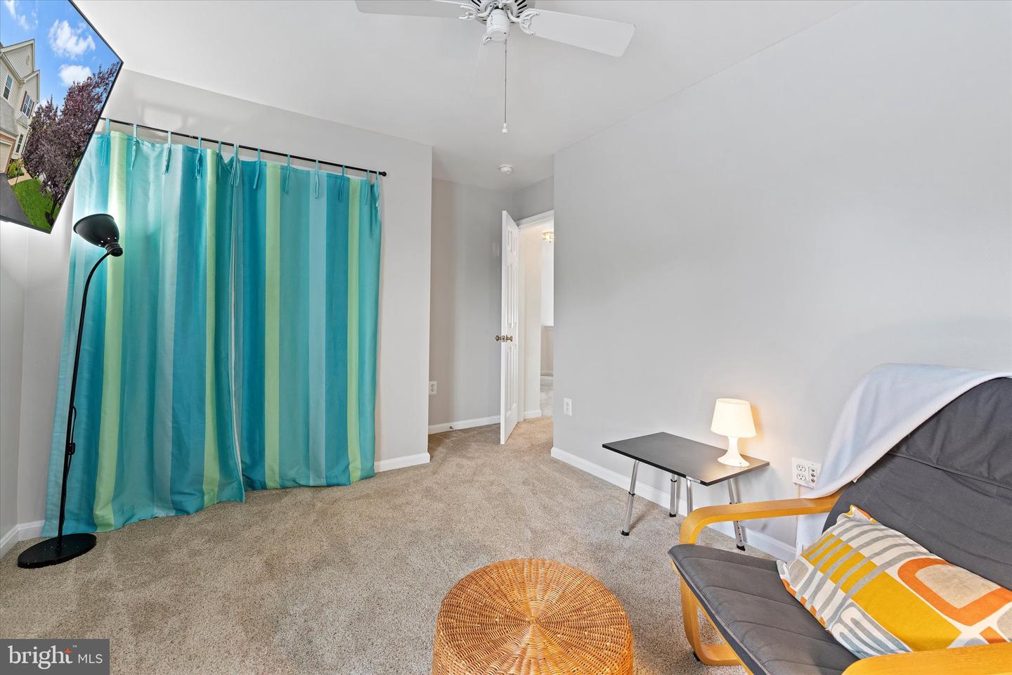 6780 HOLLOW GLEN CT, GAINESVILLE, Virginia 20155, 3 Bedrooms Bedrooms, ,3 BathroomsBathrooms,Residential,For sale,6780 HOLLOW GLEN CT,VAPW2092726 MLS # VAPW2092726