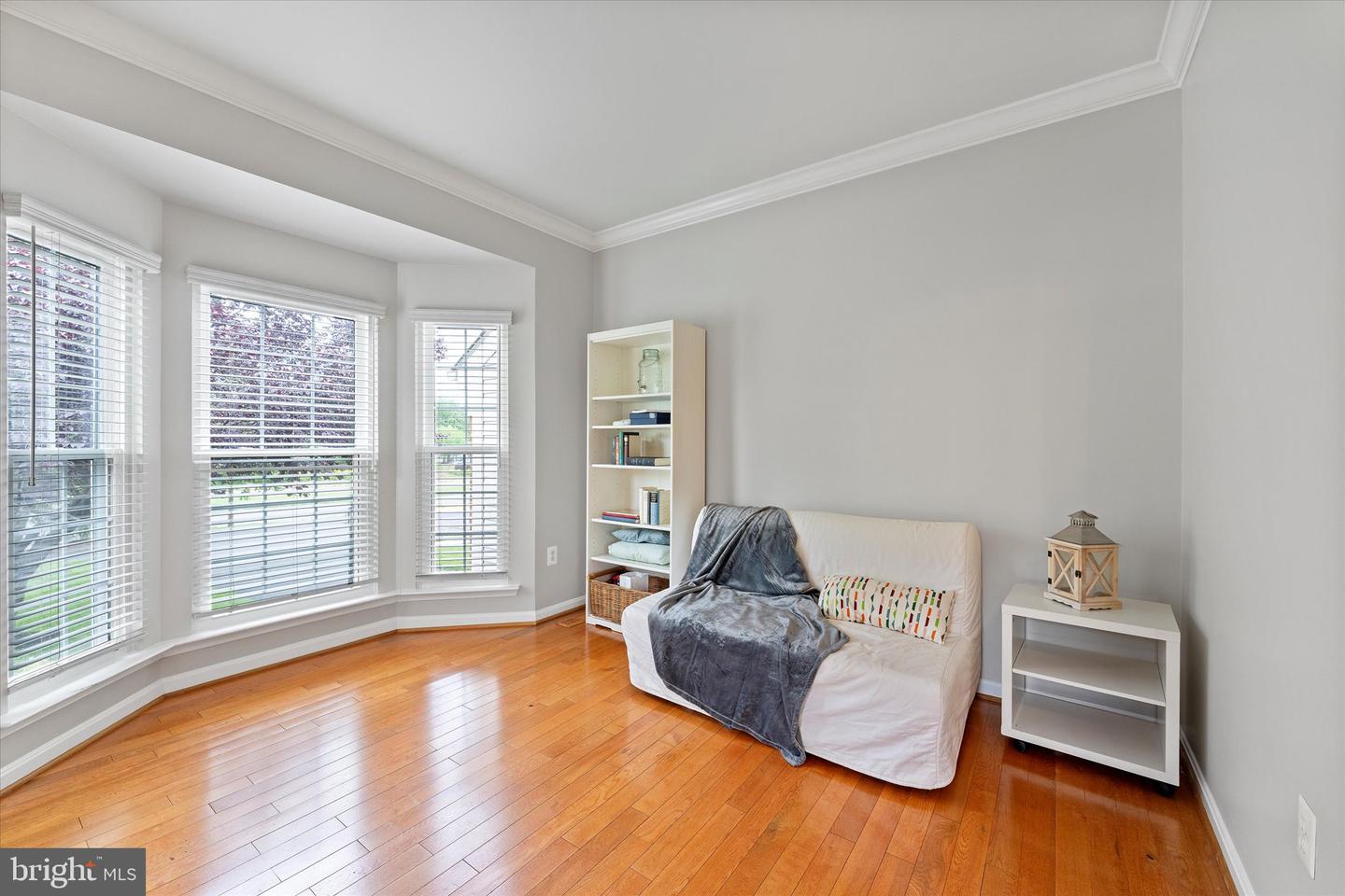 6780 HOLLOW GLEN CT, GAINESVILLE, Virginia 20155, 3 Bedrooms Bedrooms, ,3 BathroomsBathrooms,Residential,For sale,6780 HOLLOW GLEN CT,VAPW2092726 MLS # VAPW2092726