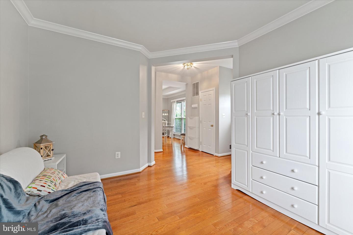 6780 HOLLOW GLEN CT, GAINESVILLE, Virginia 20155, 3 Bedrooms Bedrooms, ,3 BathroomsBathrooms,Residential,For sale,6780 HOLLOW GLEN CT,VAPW2092726 MLS # VAPW2092726