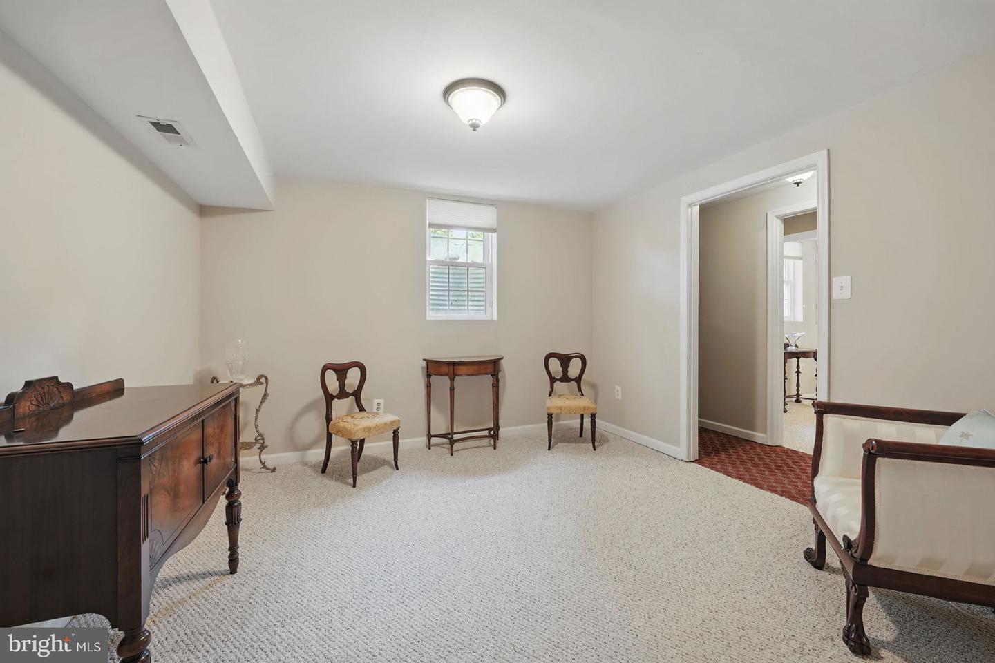 13461 POINT PLEASANT DR, CHANTILLY, Virginia 20151, 5 Bedrooms Bedrooms, ,3 BathroomsBathrooms,Residential,For sale,13461 POINT PLEASANT DR,VAFX2236428 MLS # VAFX2236428
