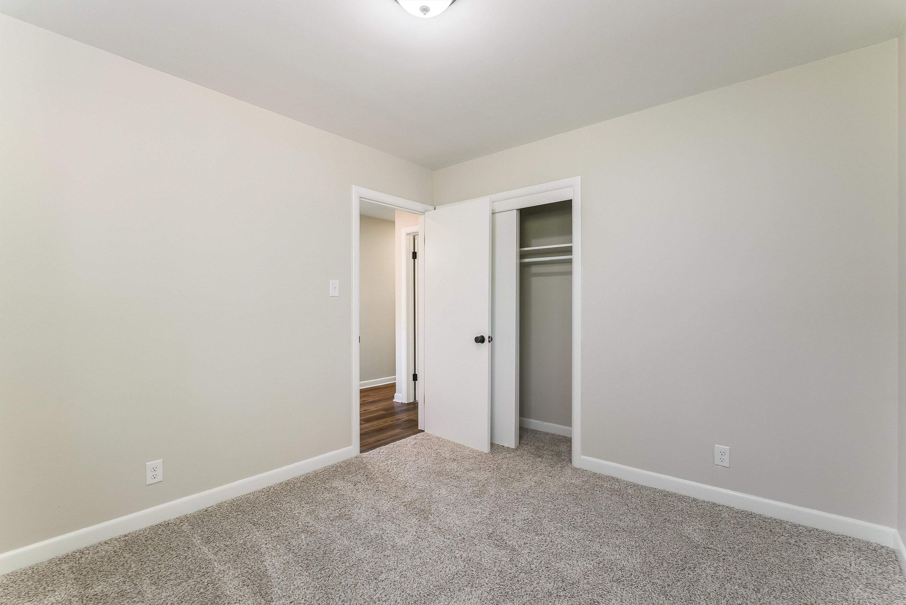 100 MONUMENT AVE, HARRISONBURG, Virginia 22801, 3 Bedrooms Bedrooms, ,2 BathroomsBathrooms,Residential,100 MONUMENT AVE,665459 MLS # 665459