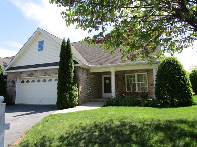 384 HICKORY GROVE CIR, HARRISONBURG, Virginia 22801, 2 Bedrooms Bedrooms, ,2 BathroomsBathrooms,Residential,384 HICKORY GROVE CIR,665460 MLS # 665460