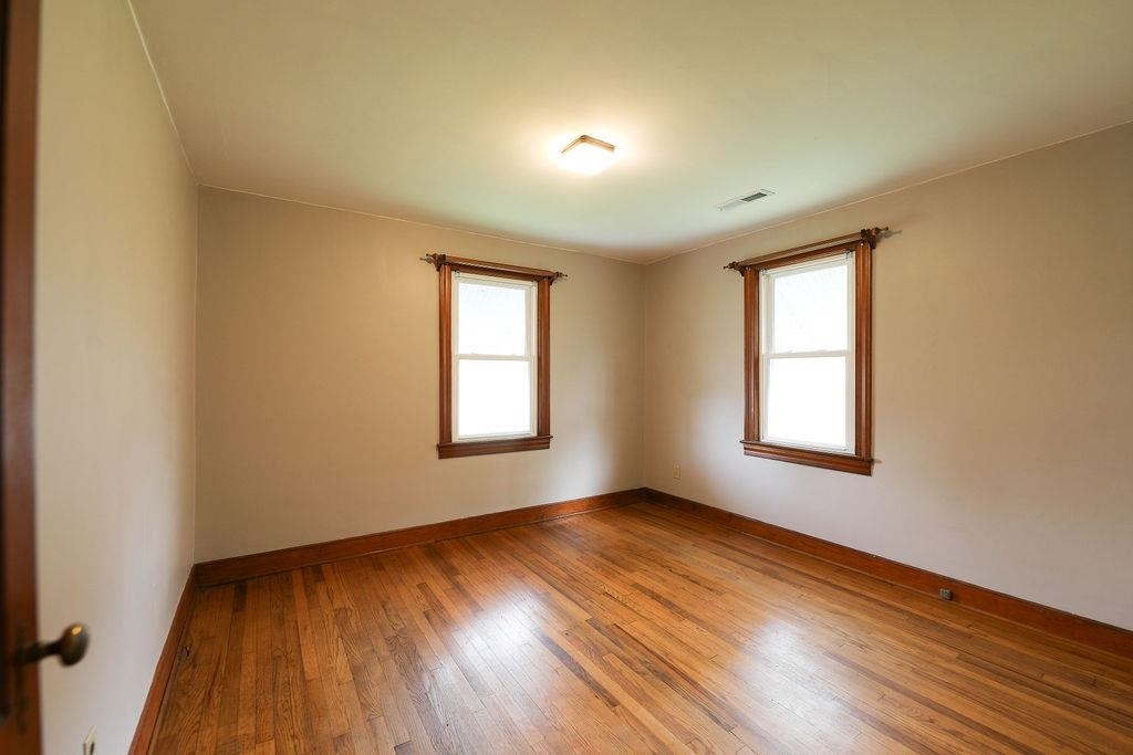 525 N BATH AVE, WAYNESBORO, Virginia 22980, 2 Bedrooms Bedrooms, ,1 BathroomBathrooms,Residential,525 N BATH AVE,665463 MLS # 665463